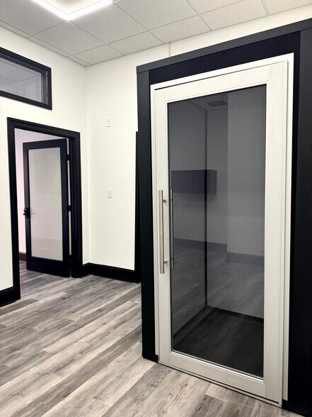 More Photos Of 2131 Maryland Ave, Baltimore Apartments For Lease