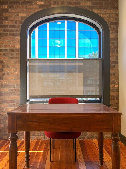 More Photos Of 689 Central Ave, Saint Petersburg Coworking Space
