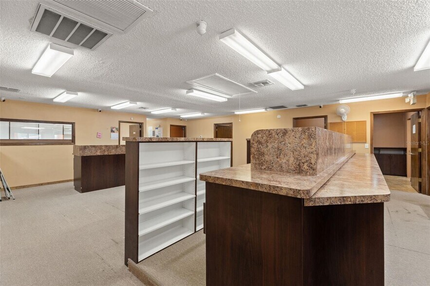 More Photos Of 10507 Spring Hill Dr, Spring Hill Medical For Lease