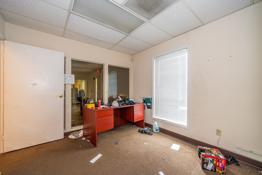 More Photos Of 3380 Successful Way, Dayton Office For Sale