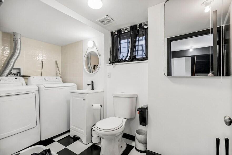 More Photos Of 6632 E Truman Rd, Kansas City General Retail For Sale