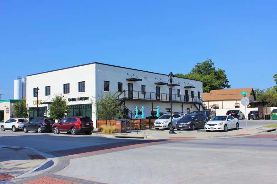 Primary Photo Of 804 S Main St, Fort Worth Storefront Retail Office For Lease