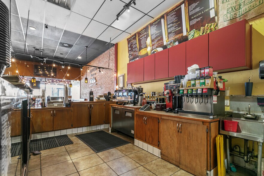 More Photos Of 5701 Figueroa St, Los Angeles Storefront For Sale