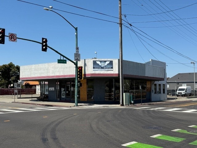 Primary Photo Of 1825 Park St, Alameda Auto Dealership For Sale