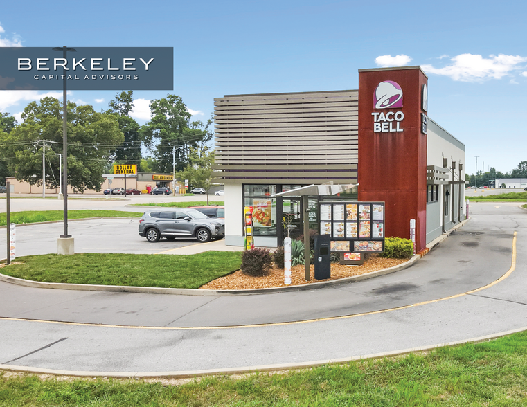 Primary Photo Of 832 Factory Outlet Blvd, West Frankfort Fast Food For Sale