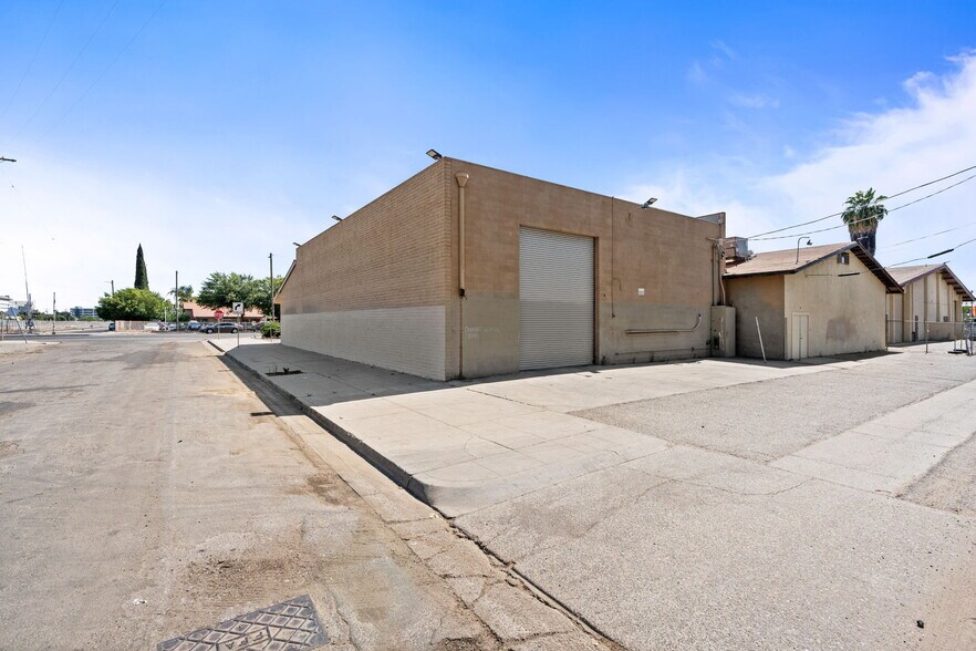 More Photos Of 1921 E Belmont Ave, Fresno Lodge Meeting Hall For Sale