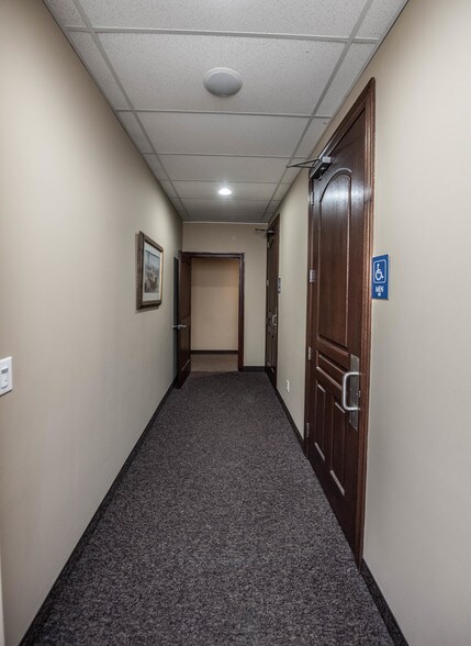 More Photos Of 4450 Erin Dr, Eagan Medical For Lease