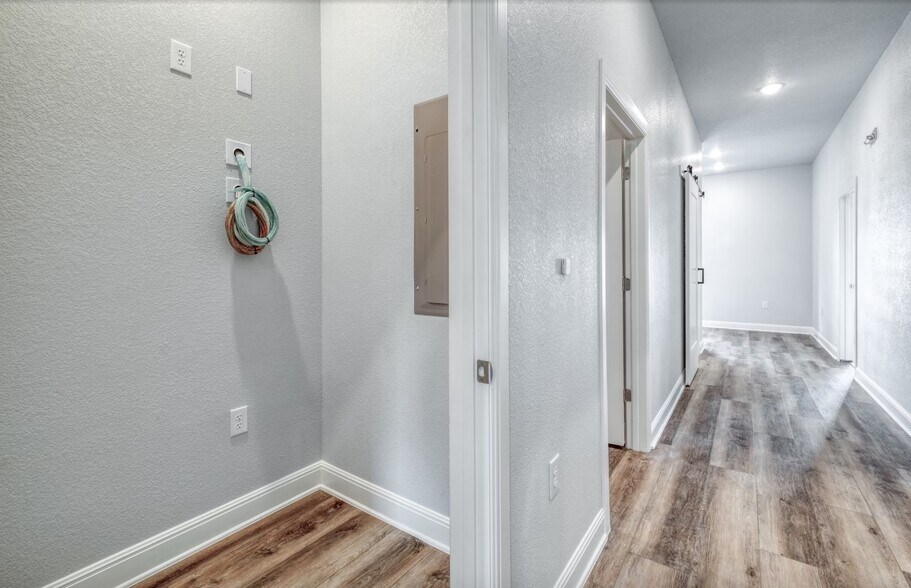 More Photos Of 2200 N A W Grimes Blvd, Round Rock Medical For Sale