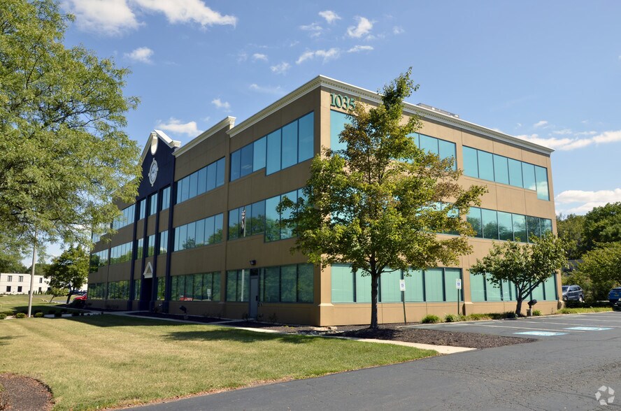More Photos Of 1035 Virginia Dr, Fort Washington Office For Lease