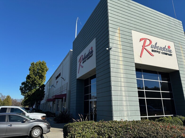 More Photos Of 1939 Monterey Rd, San Jose Showroom For Sale