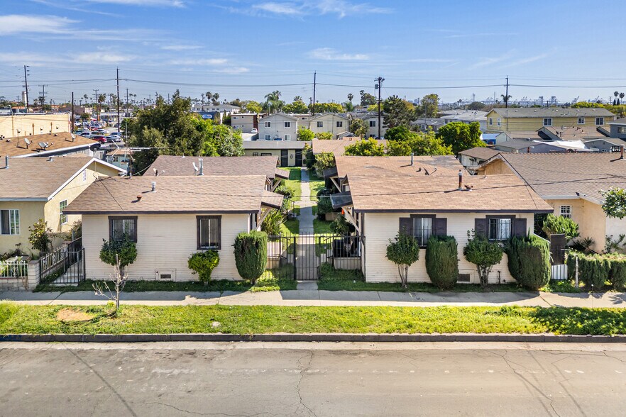 Primary Photo Of 720 King Ave, Wilmington Apartments For Sale