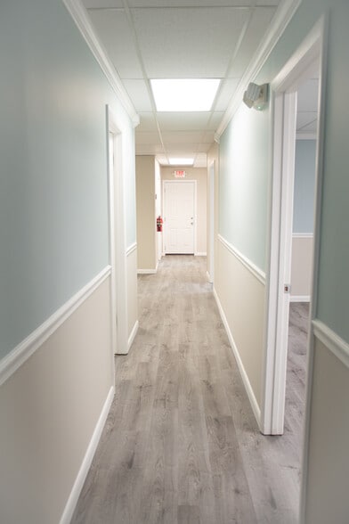 More Photos Of 565 Harrison Ave, Panama City Office For Lease