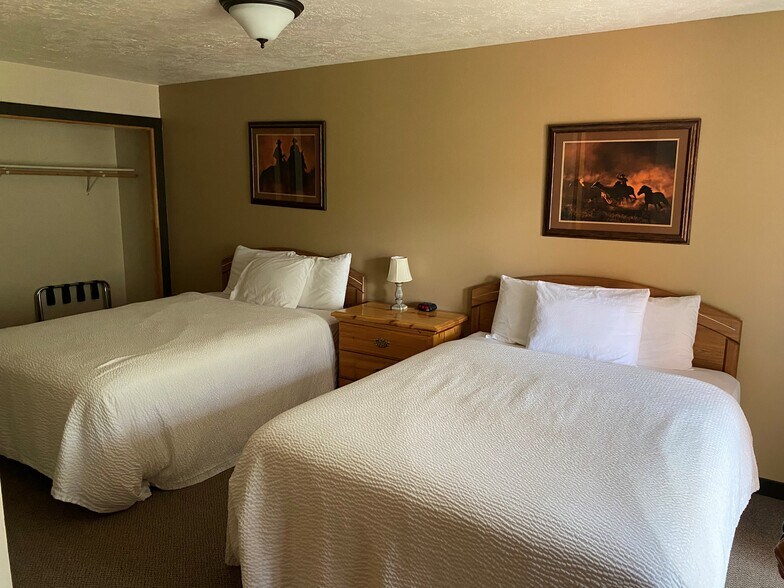 More Photos Of 459 N Main St, Antimony Land For Sale