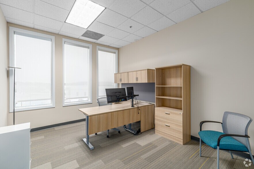 More Photos Of 4051 Ogletown Stanton Rd, Newark Office Residential For Lease