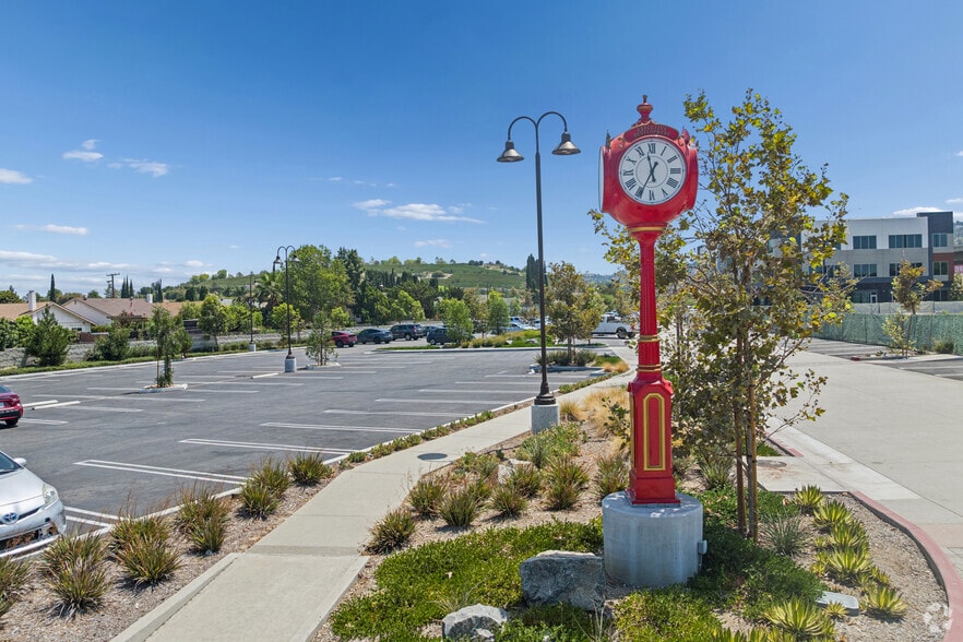 More Photos Of 888 S Brea Canyon Rd, Diamond Bar Medical For Lease