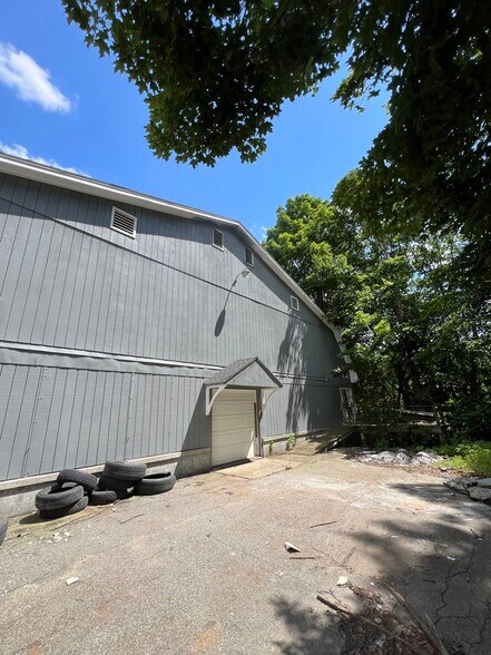 More Photos Of 32 Lafayette St, Claremont Freestanding For Sale