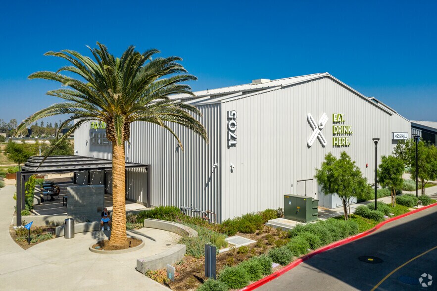 More Photos Of 1705 Flight Way, Tustin General Retail For Lease