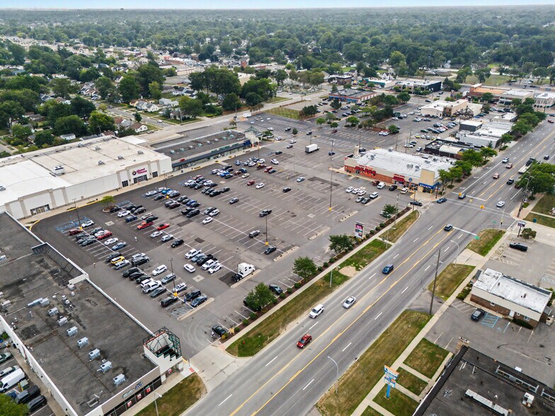 More Photos Of 5866-5870 Middlebelt Rd, Garden City Freestanding For Lease