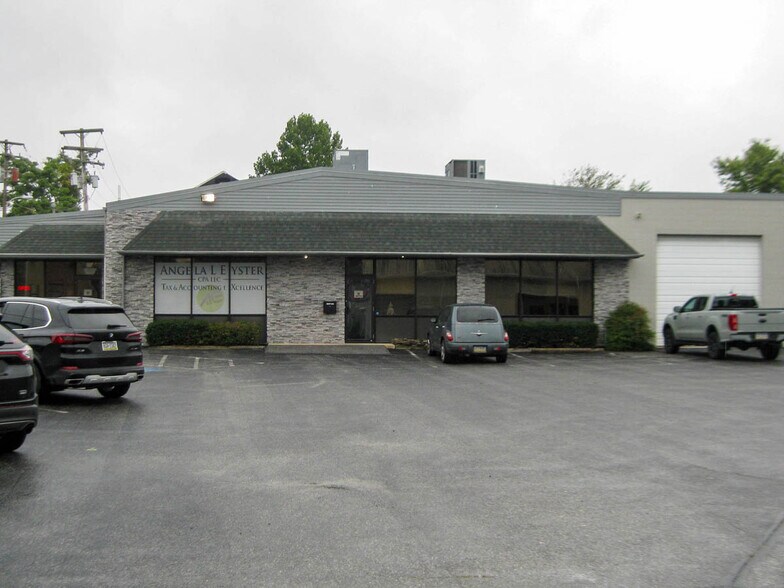 More Photos Of 1880 W Mason Ave, York Light Manufacturing For Lease