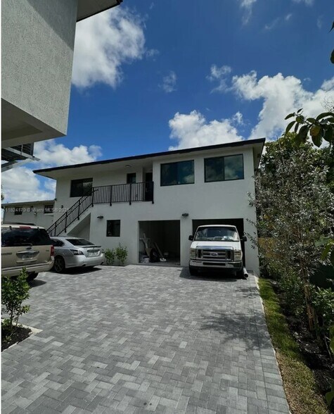 More Photos Of 147 NW 61st St, Miami Apartments For Sale