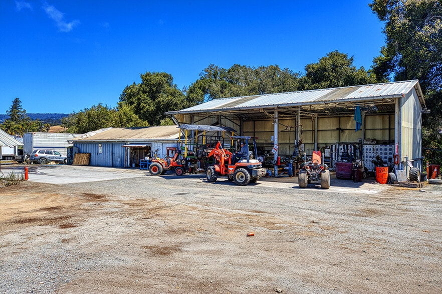More Photos Of 400 Casserly Rd, Watsonville Land For Lease