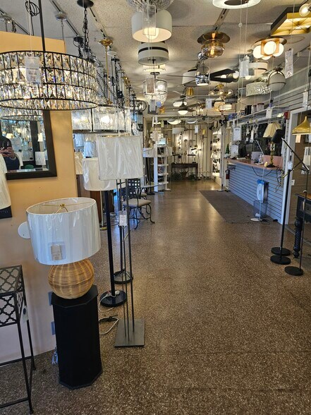 More Photos Of 831 State Rd, Princeton Showroom For Sale