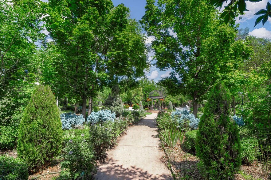 More Photos Of , Colorado Springs Unknown For Sale