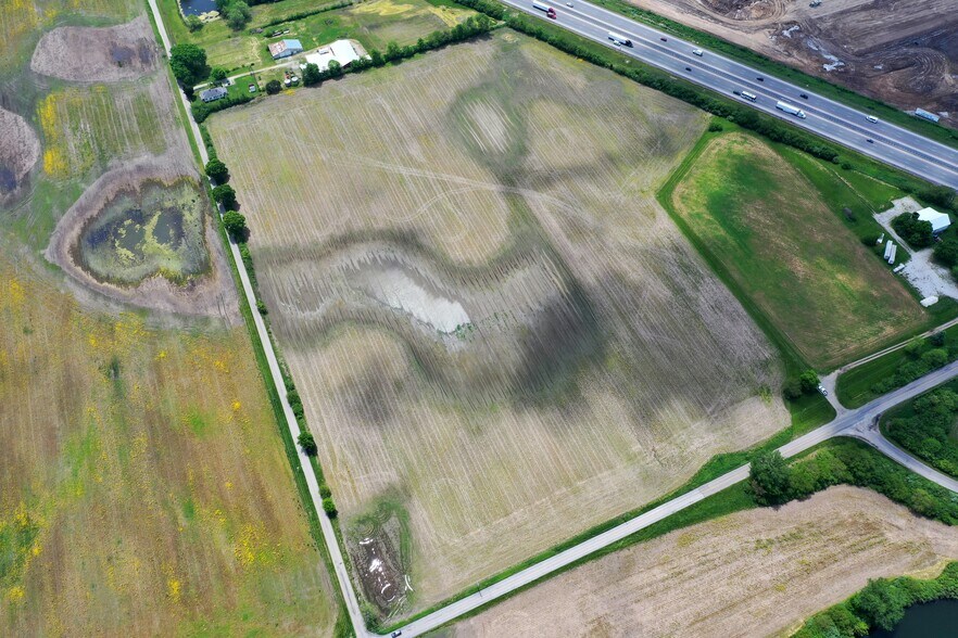 More Photos Of 300 E, Whiteland Land For Sale