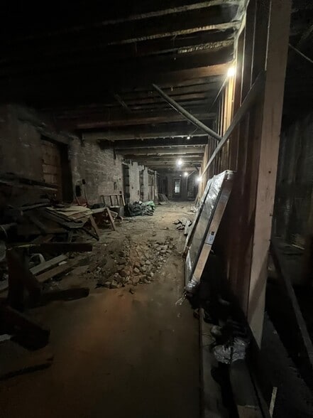 More Photos Of 27-29 Bank St, New London Storefront Retail Residential For Sale