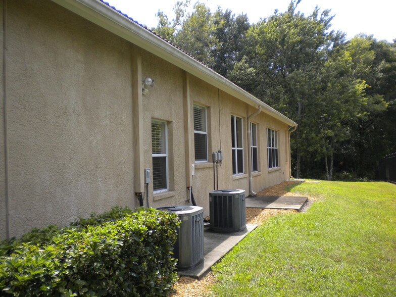 More Photos Of 15257 Amberly Dr, Tampa Office For Lease