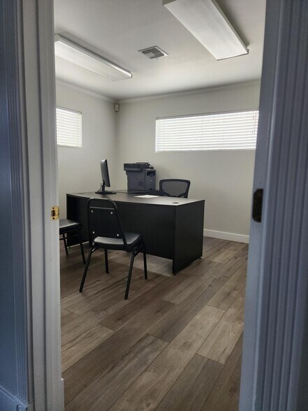 More Photos Of 530 S 9th St, Las Vegas Coworking Space
