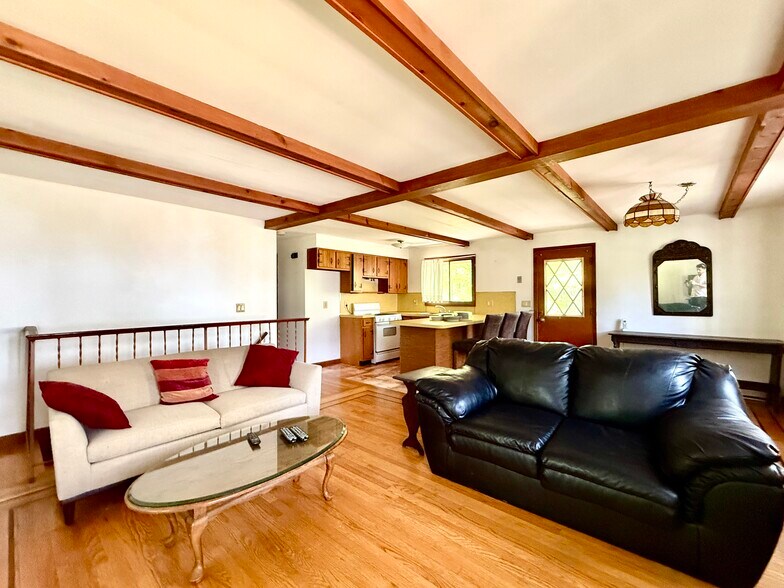 More Photos Of 5085 Route 23A, Haines Falls Flex For Sale