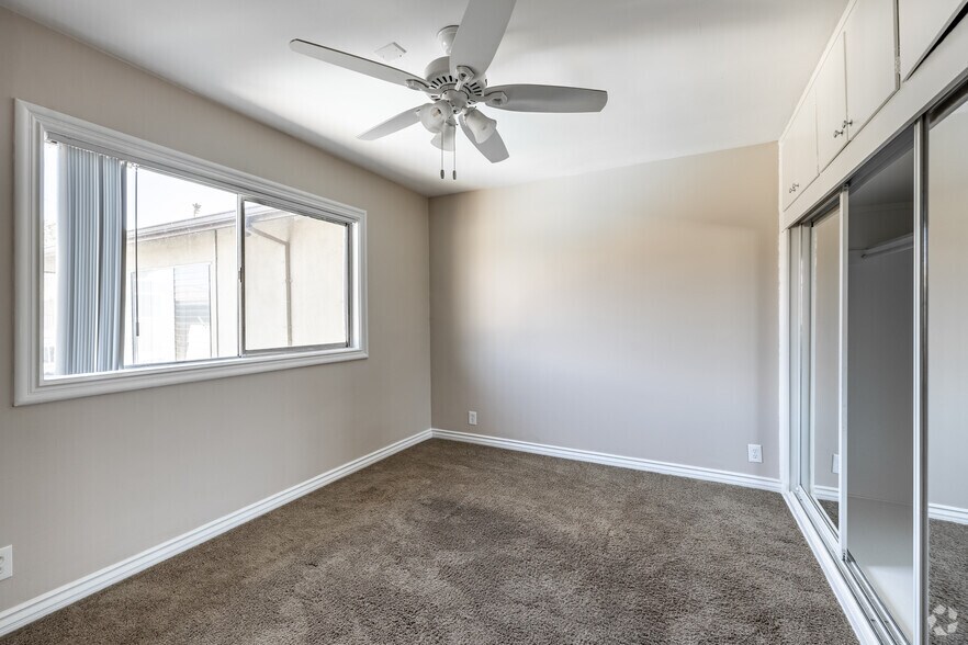 More Photos Of 6635 Wilkinson Ave, North Hollywood Apartments For Sale