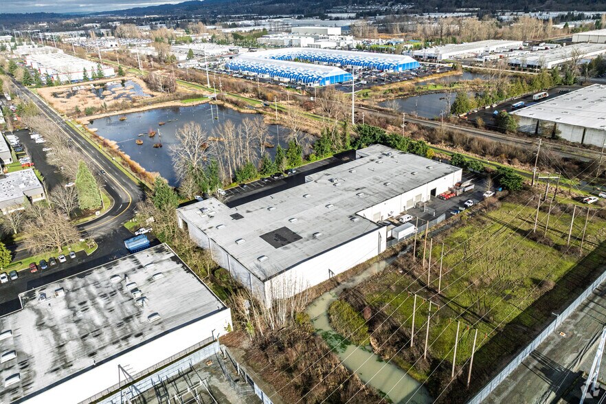 More Photos Of 22014-22020 72nd Ave S, Kent Warehouse For Lease