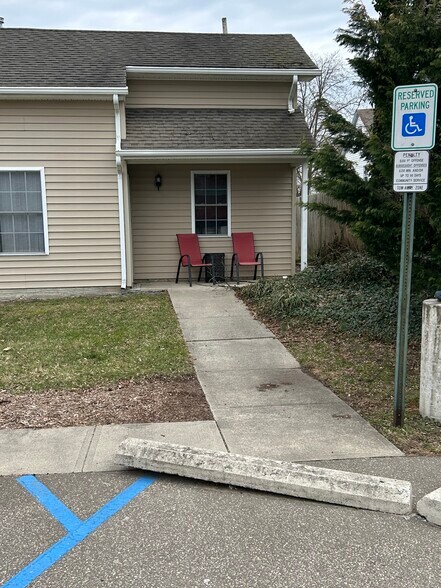 More Photos Of 4 Main St, New Egypt General Retail For Sale