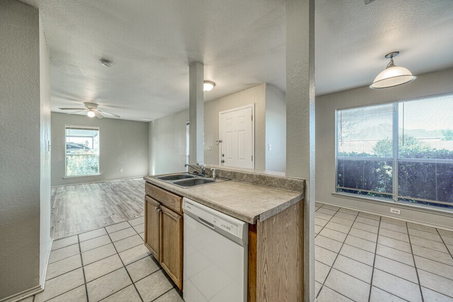 More Photos Of 761 Olive Branch Rd, Brock Apartments For Sale