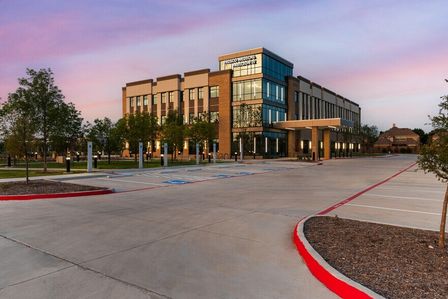 More Photos Of 12850 Dallas Pky, Frisco Medical For Lease