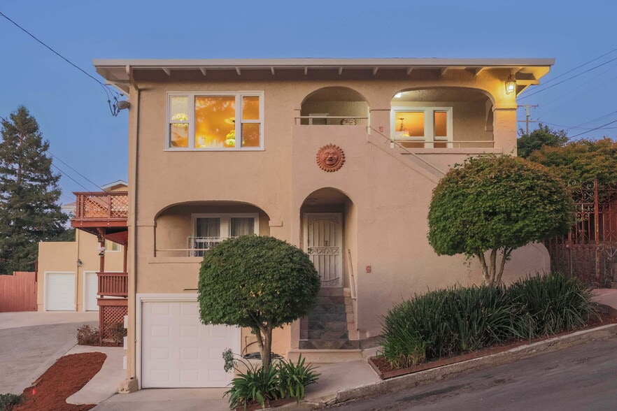 More Photos Of 1135 5th Ave, Crockett Apartments For Sale