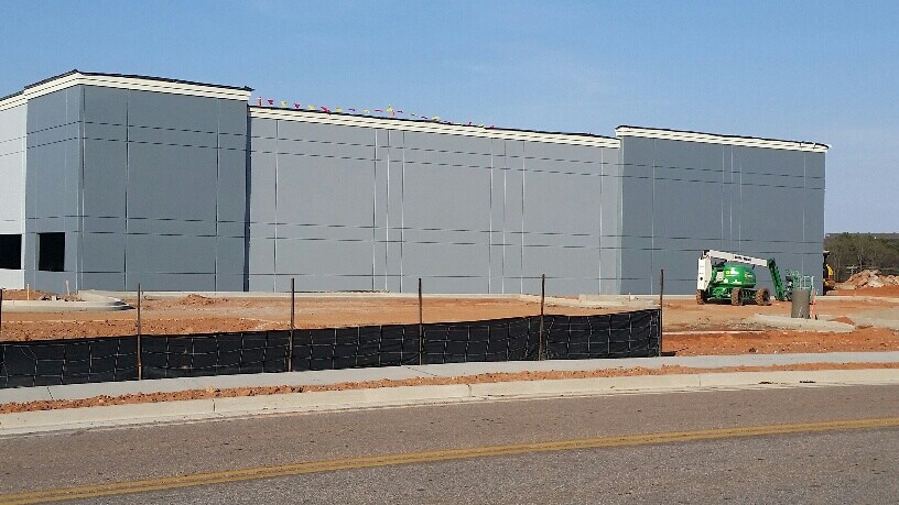 More Photos Of 510 Airport Rd, Greenville Flex For Lease