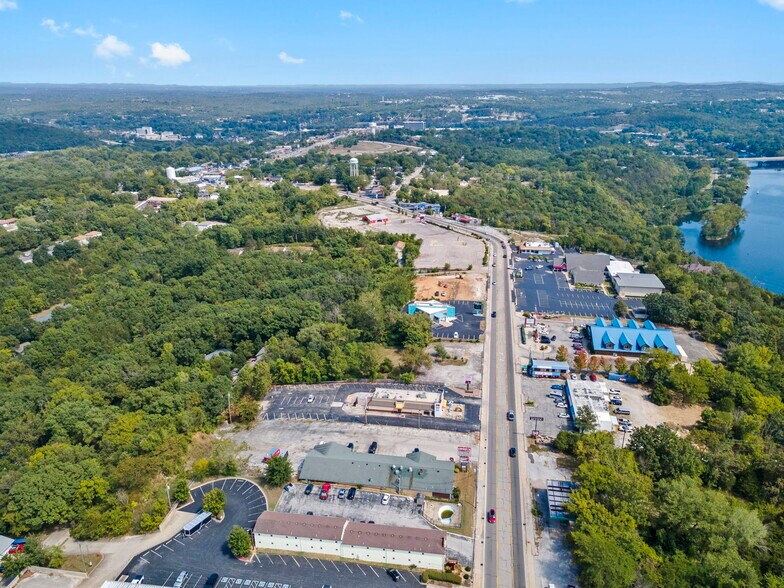 More Photos Of 1325 W Highway 76, Branson Hotel For Sale