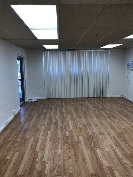 More Photos Of 5816 Lankershim Blvd, North Hollywood Office For Lease