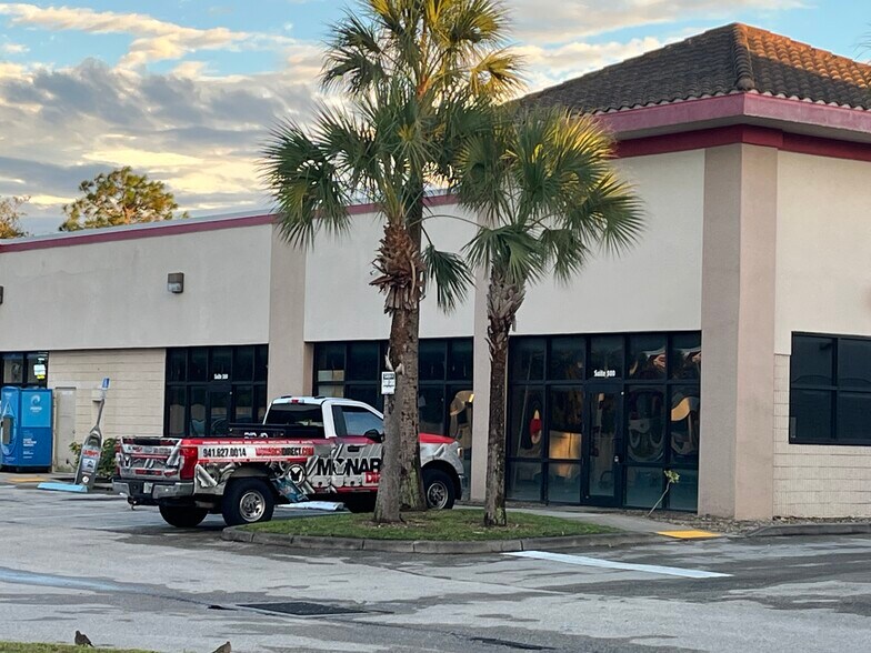 More Photos Of 11571-11581 Gladiolus Dr, Fort Myers Unknown For Lease