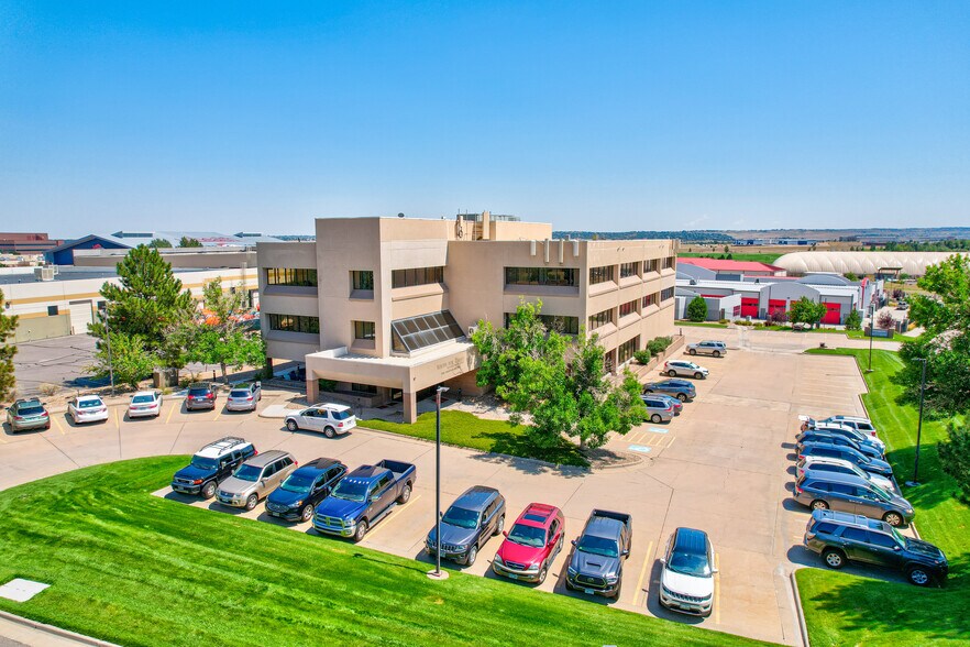 More Photos Of 7670 S Vaughn Ct, Englewood Office For Sale