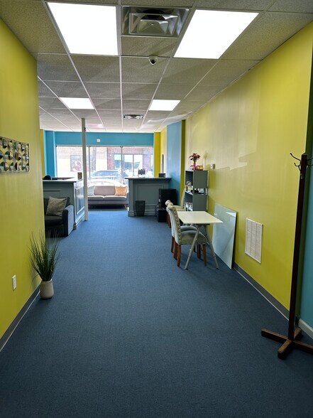 More Photos Of 63-17 Metropolitan Ave, Middle Village Warehouse For Lease