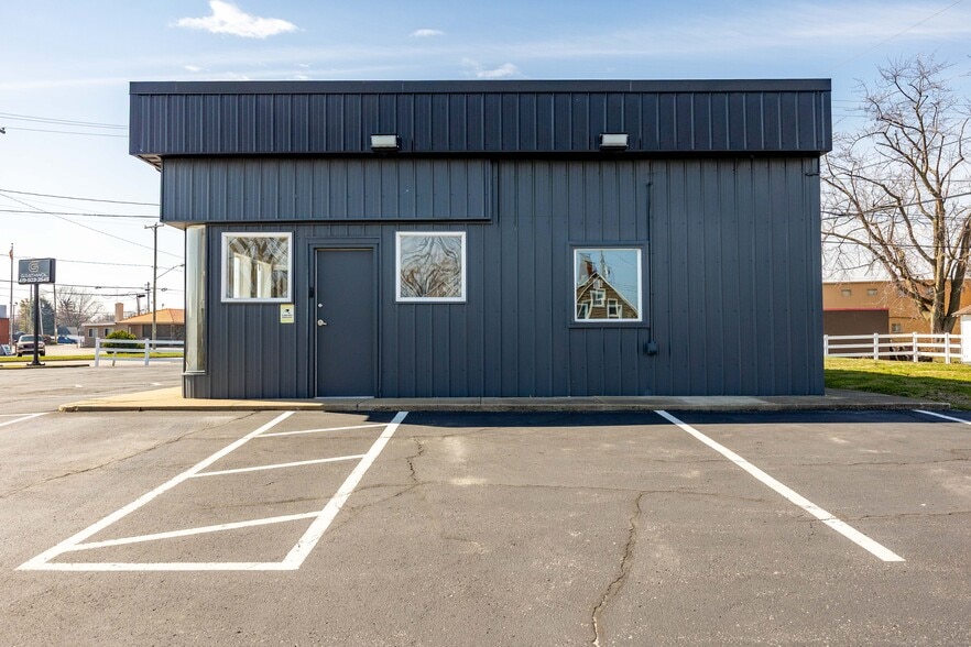 More Photos Of 1033 Cleveland Rd, Sandusky Auto Dealership For Sale