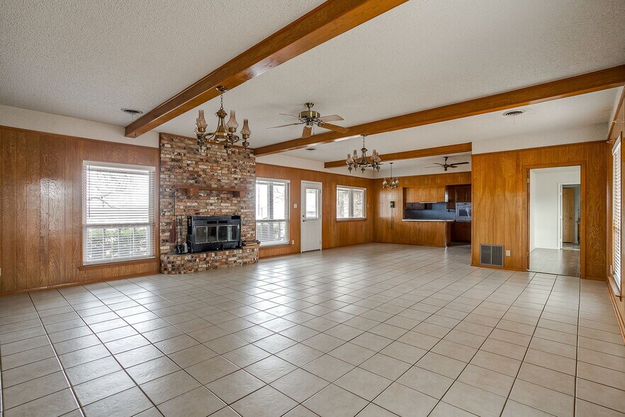 More Photos Of 938 County Road 3341, Paradise Land For Sale