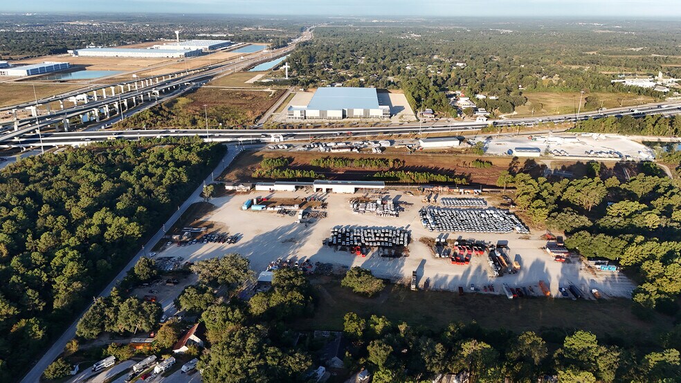 More Photos Of 12814 Boudreaux Rd, Tomball Manufacturing For Lease