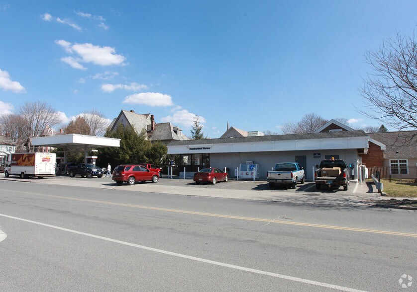 More Photos Of 70 Ashland St, North Adams Convenience Store For Sale