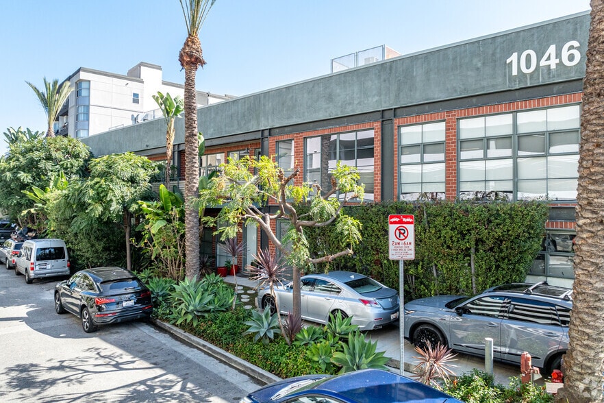 More Photos Of 1046 Princeton Dr, Venice Loft Creative Space For Sale