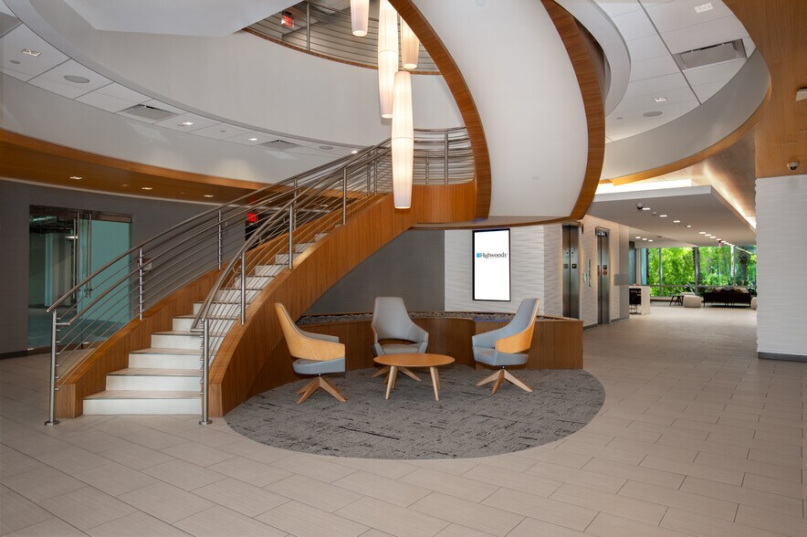 More Photos Of 5332 Avion Park Dr, Tampa Office For Lease